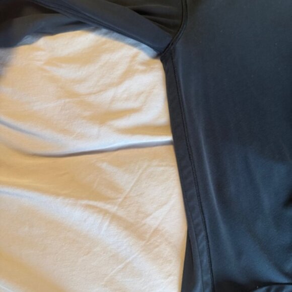 Lululemon Women's Tunic shirt - Picture 7 of 11